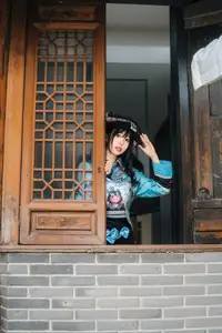 Mystical Ethnic Beauty: Xiao Wen Shines in Traditional Guizhou Attire Vol.8719 - image 14