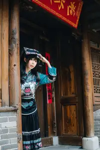 Mystical Ethnic Beauty: Xiao Wen Shines in Traditional Guizhou Attire Vol.8719 - image 16