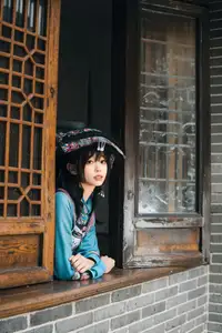 Mystical Ethnic Beauty: Xiao Wen Shines in Traditional Guizhou Attire Vol.8719 - image 8