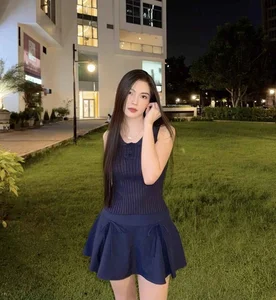 Stunning Summer Swimwear Gallery: Lam Dong Influencer Showcases Elegant Beach Style and Long Legs - image 6
