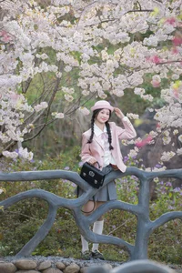 YiTuYu Art Language Vol.6697: A Sophisticated Portrait Series with Cheng Zi Shu - image 12