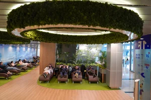 Experience 5-Star Luxury at Da Nang Airport T2 International Terminal - image 7