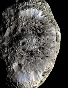 Discover the 20 Most Remarkable Moons in Our Solar System: From Volcanic Worlds to Hidden Subsurface Oceans - image 4