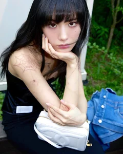 The Price of Perfection: Why the World's Most Beautiful Woman Faces Unprecedented Social Pressure - image 5