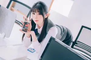 Coser Shimo: Discover Shimo's Secret Office Part02 – Innocent Charm in the Workplace - image 11