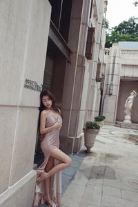 YiTuYu Art Language Vol.7268 Featuring Model Yi Bao Artistic Portrait Gallery - image 5