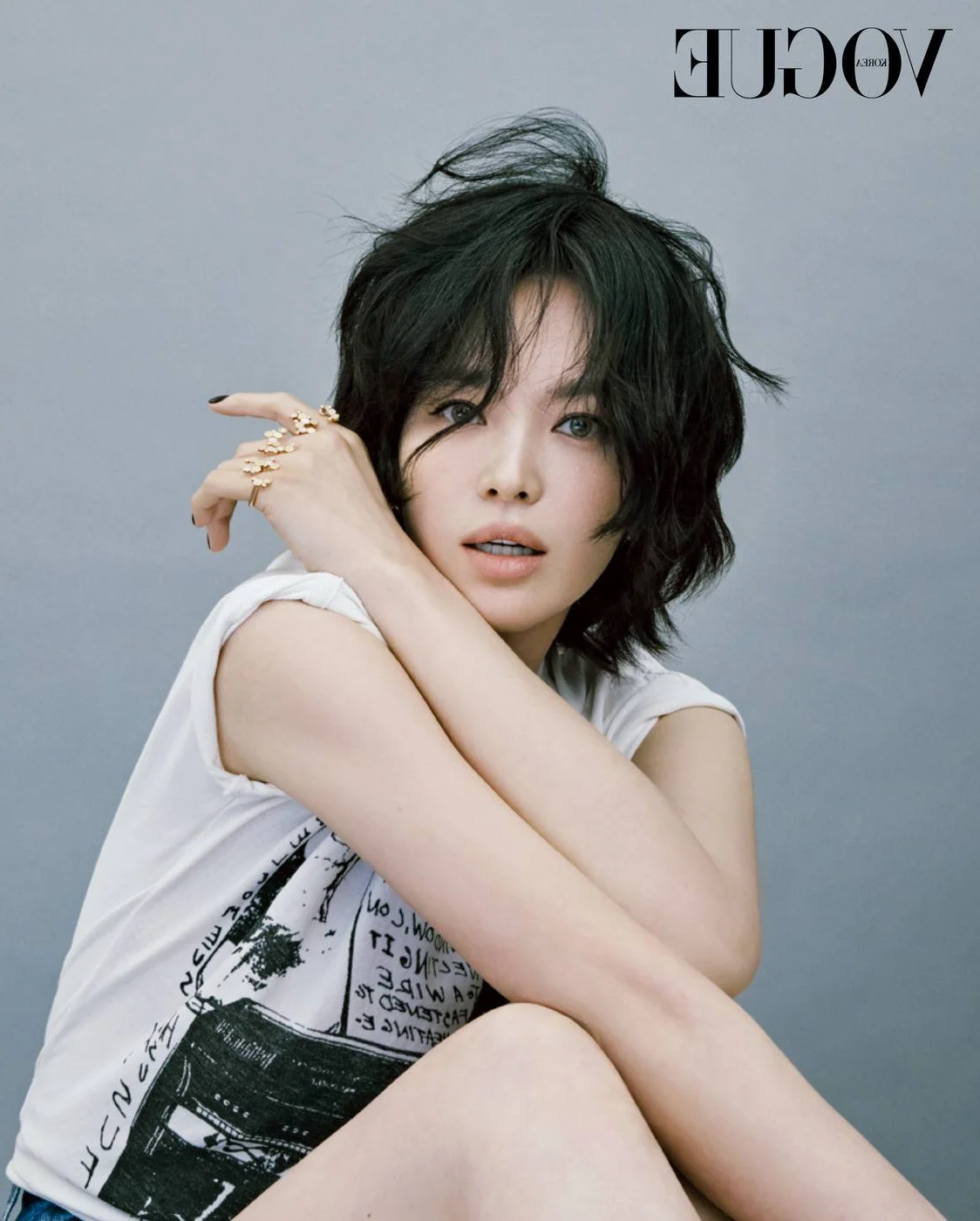 Song Hye Kyo's Iconic Short Hair Look from The World That They Live In: Timeless K-Drama Beauty Inspiration and Retro Style Trends