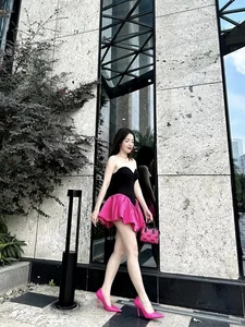 Glamour and Comedy: The Radiant Style Evolution of Nam Thu and Vietnam’s Comedy Stars - image 2