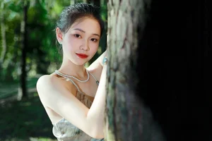 Artistic Portraiture: YiTuYu Art Language Vol.5551 Featuring Xiao Xiao Cheng Tong Xue - image 12