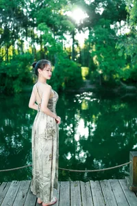 Artistic Portraiture: YiTuYu Art Language Vol.5551 Featuring Xiao Xiao Cheng Tong Xue - image 1