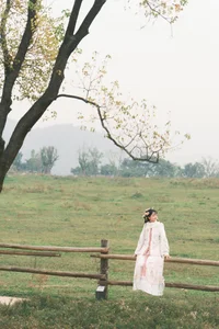 YiTuYu Art Language Vol.6758: Er Liang Feng Yue in Focus - image 11