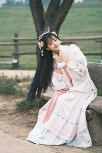 YiTuYu Art Language Vol.6758: Er Liang Feng Yue in Focus - image 17