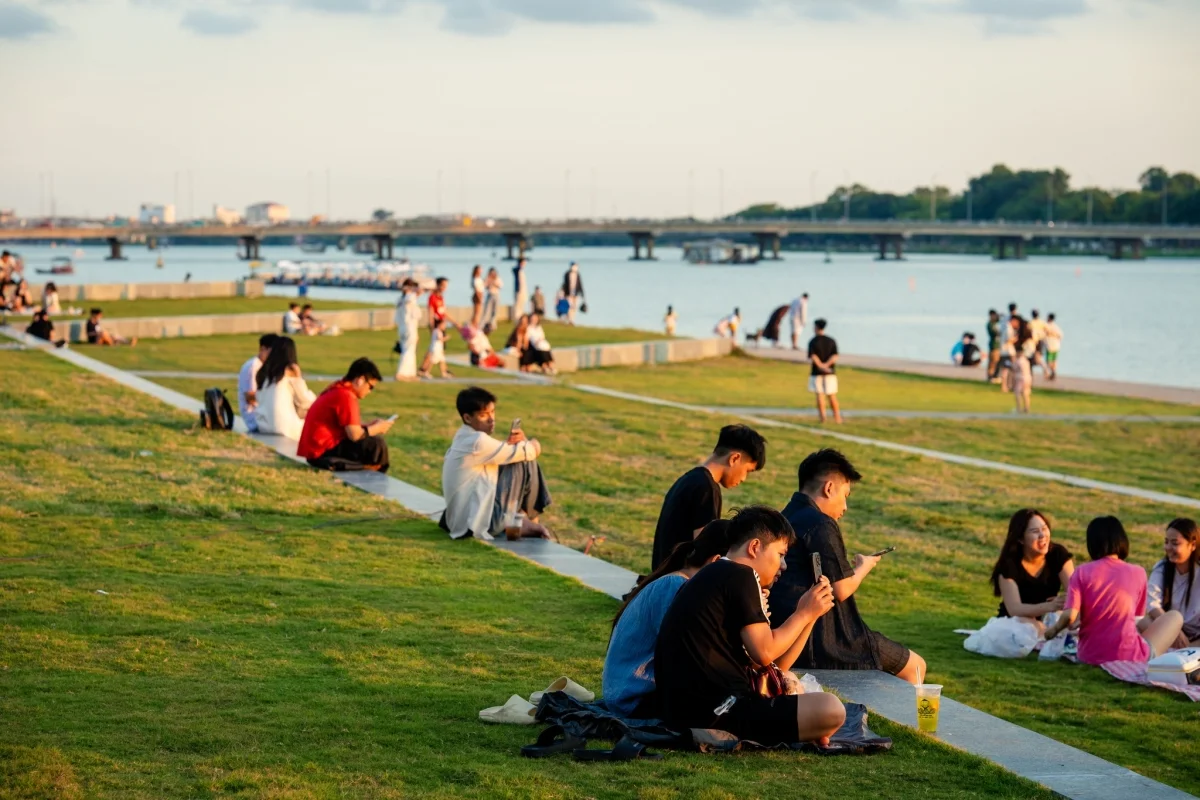Experience the Magical Sunset at Perfume River, Hue: A Scenic Riverside Picnic Spot and Hidden Gem in Central Vietnam