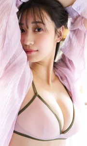 Stunning Portrait Gallery of Japanese Model Aoi Mizobata: Exclusive Weekly Playboy Digital Photo Book Collection and Visual Series - image 9