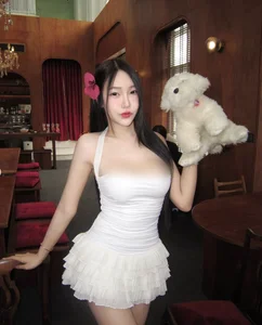 Exploring the Bold and Chic Trends of Thailand’s Most Influential Fashion Icons - image 1