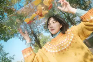 YiTuYu Art Language Vol.8738 Nan Nan: A Radiant Autumn Girl Embracing Warm Afternoon Sun - image 8