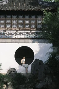 Atmospheric Beauty in YiTuYu Art Language Vol.4492 Featuring Zao Yan Xiang - image 19