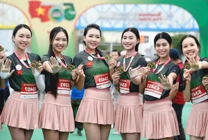 Diplomatic Academy Student Becomes a Standout Figure at Miss Vietnam Pageant - image 6