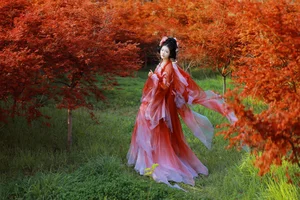YiTuYu Art Language Vol.7038: The Captivating Mao Zi Zi Collection - image 15