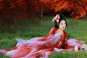 YiTuYu Art Language Vol.7038: The Captivating Mao Zi Zi Collection - image 1