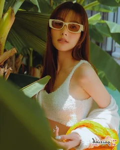 Diem My 9x: Redefining Elegance and Sensuality in Her Latest Summer Photoshoot - image 8