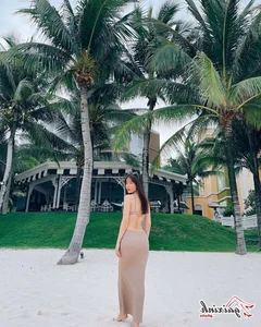 Diem My 9x: Redefining Elegance and Sensuality in Her Latest Summer Photoshoot - image 0