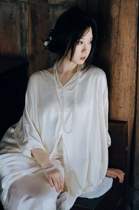Timeless Beauty and Art: YiTuYu Art Language Vol.7632 featuring Zi Qing - image 6