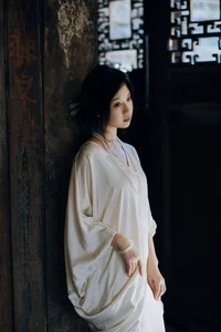 Timeless Beauty and Art: YiTuYu Art Language Vol.7632 featuring Zi Qing - image 1
