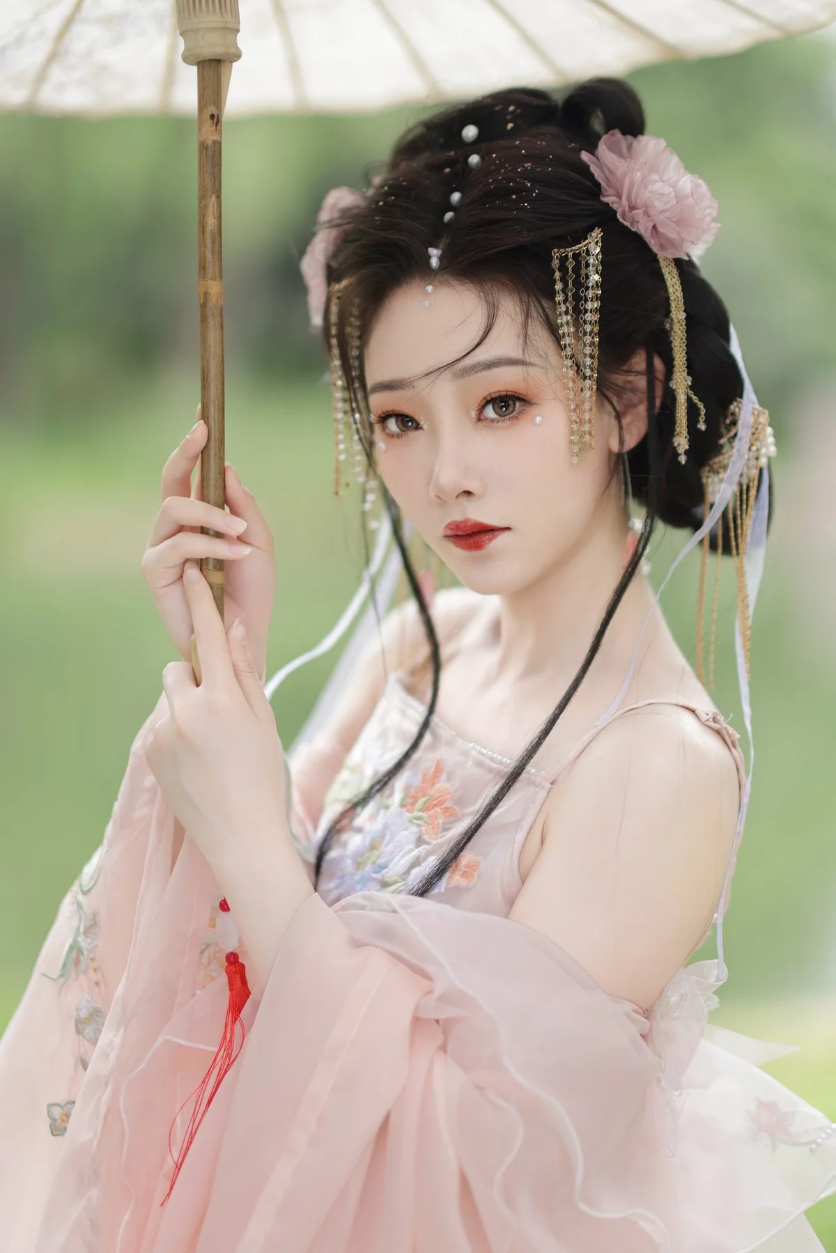 Exploring YiTuYu Art Language Vol.4645: Featuring the Captivating Style of Xiao Xuan Zai Bu Zai