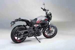 Royal Enfield Guerrilla 450 Apex 2026: New Performance Street Bike Launched in the UK - image 7