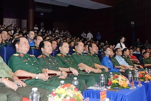 Celebrating Talent at the Arts Festival for Armed Forces and Youth in Vietnam - image 0