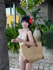 FAPtv Star Thúy Kiều Sets the Internet Ablaze with Stunning New Beachwear Photos - image 9