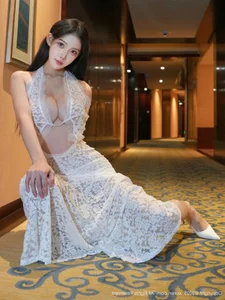Elegant White Fashion Photography Featuring Li Shuang Er: Professional Portrait Series No.10915 for Modern Style and Aesthetic Inspiration - image 7