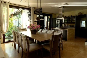 Inside the $16 Million Luxury Garden Villa of Vietnam's Wealthiest Beauty Queen - image 2