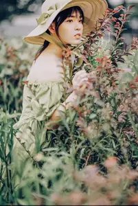 You Ran Hime Vol.8750: Gentle Muse in a Dreamy Spring Garden - image 5