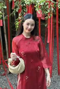 Midu: The Multi-Talented Beauty Redefining Success and Style in the Year of the Snake - image 4
