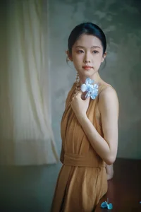 Chasing the Golden Hour: A Retro Visual Journey with Yi Zhi You Zi’s Art Language - image 39