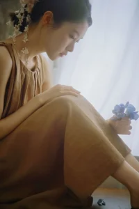 Chasing the Golden Hour: A Retro Visual Journey with Yi Zhi You Zi’s Art Language - image 13