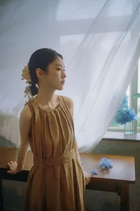 Chasing the Golden Hour: A Retro Visual Journey with Yi Zhi You Zi’s Art Language - image 21