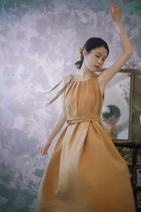 Chasing the Golden Hour: A Retro Visual Journey with Yi Zhi You Zi’s Art Language - image 40