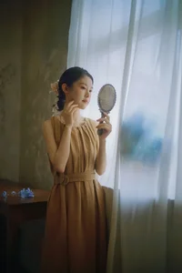 Chasing the Golden Hour: A Retro Visual Journey with Yi Zhi You Zi’s Art Language - image 26
