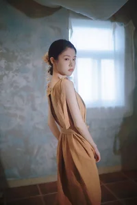 Chasing the Golden Hour: A Retro Visual Journey with Yi Zhi You Zi’s Art Language - image 38