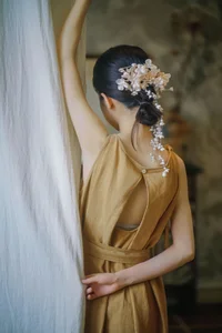 Chasing the Golden Hour: A Retro Visual Journey with Yi Zhi You Zi’s Art Language - image 37