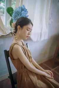 Chasing the Golden Hour: A Retro Visual Journey with Yi Zhi You Zi’s Art Language - image 25