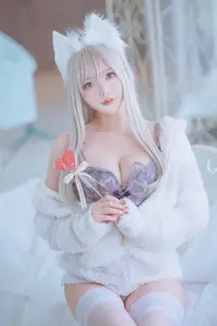 Coser Kurotia Kuro: Sweet Charm in Pure KEMOMIMI WHITE Lingerie (56P) - image 8