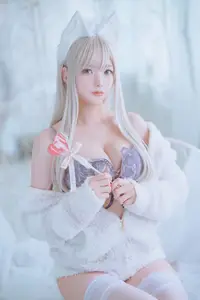 Coser Kurotia Kuro: Sweet Charm in Pure KEMOMIMI WHITE Lingerie (56P) - image 9