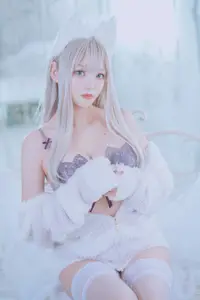 Coser Kurotia Kuro: Sweet Charm in Pure KEMOMIMI WHITE Lingerie (56P) - image 14