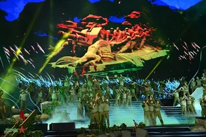 Exploring the Dien Bien Phu Art Exhibition: Celebrating the Golden Milestone of History and Vietnam's Heroic Past - image 2