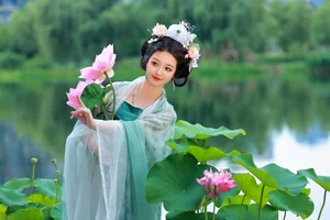 Art Language Vol.7419: Exploring the Unique Style and Visual Charm of Bu Ke Ai De He He Miao in YiTuYu Gallery - image 13