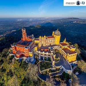 Explore the 15 Most Impressive Ancient Castles Around the World: A Journey Through History and Architecture - image 11